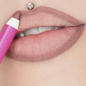 Jeffree Star Lip Liner - Christmas Cookie